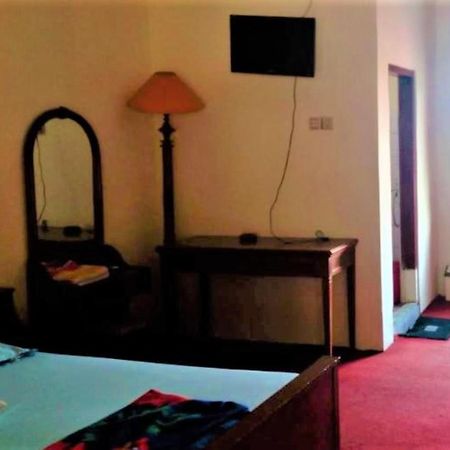 Wisma & Kantin Amanda Mojokerto Ngoại thất bức ảnh