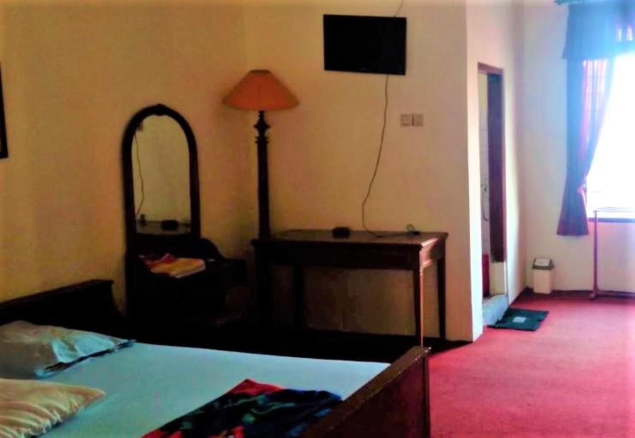 Wisma & Kantin Amanda Mojokerto Ngoại thất bức ảnh