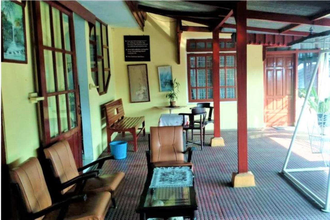 Wisma & Kantin Amanda Mojokerto Ngoại thất bức ảnh