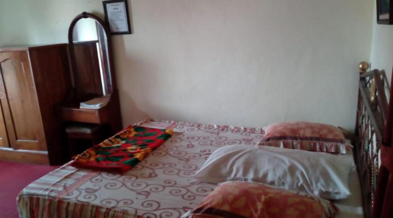 Wisma & Kantin Amanda Mojokerto Ngoại thất bức ảnh